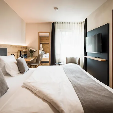 Wirthshof & فندق 4*