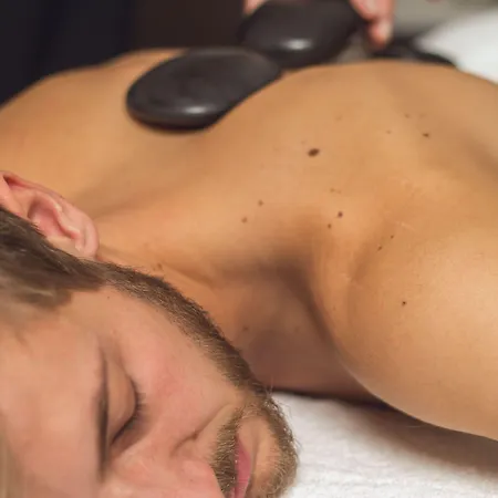 Wirthshof & فندق ماركدورف