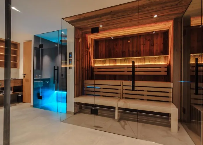 Hotel Wirthshof & 4*